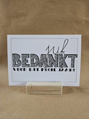Juf bedankt. Bloemletters